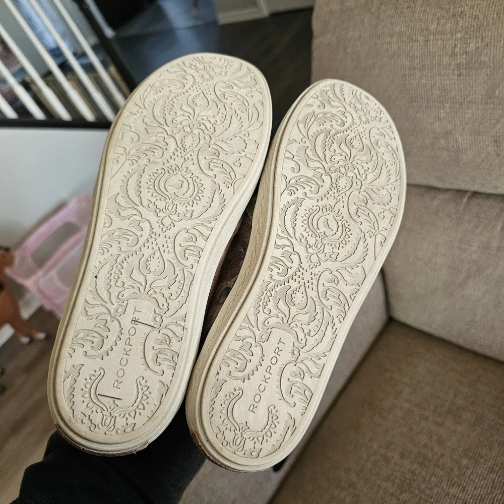 Rockport Cobb Hill Willa Flats Size 10